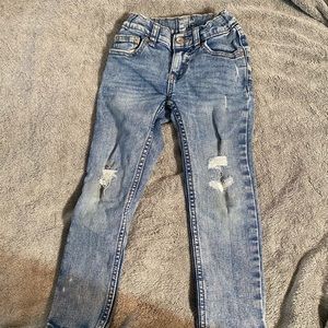 Boys distressed jeans size 5 slim